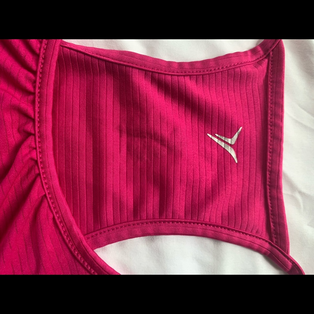 Workout tank - Picture 2 of 3